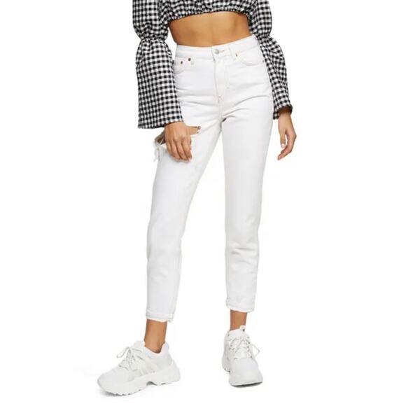 Topshop White Ohio Distressed Rip Mid Rise Mom Straight Leg Jeans 32x30 - Picture 1 of 7